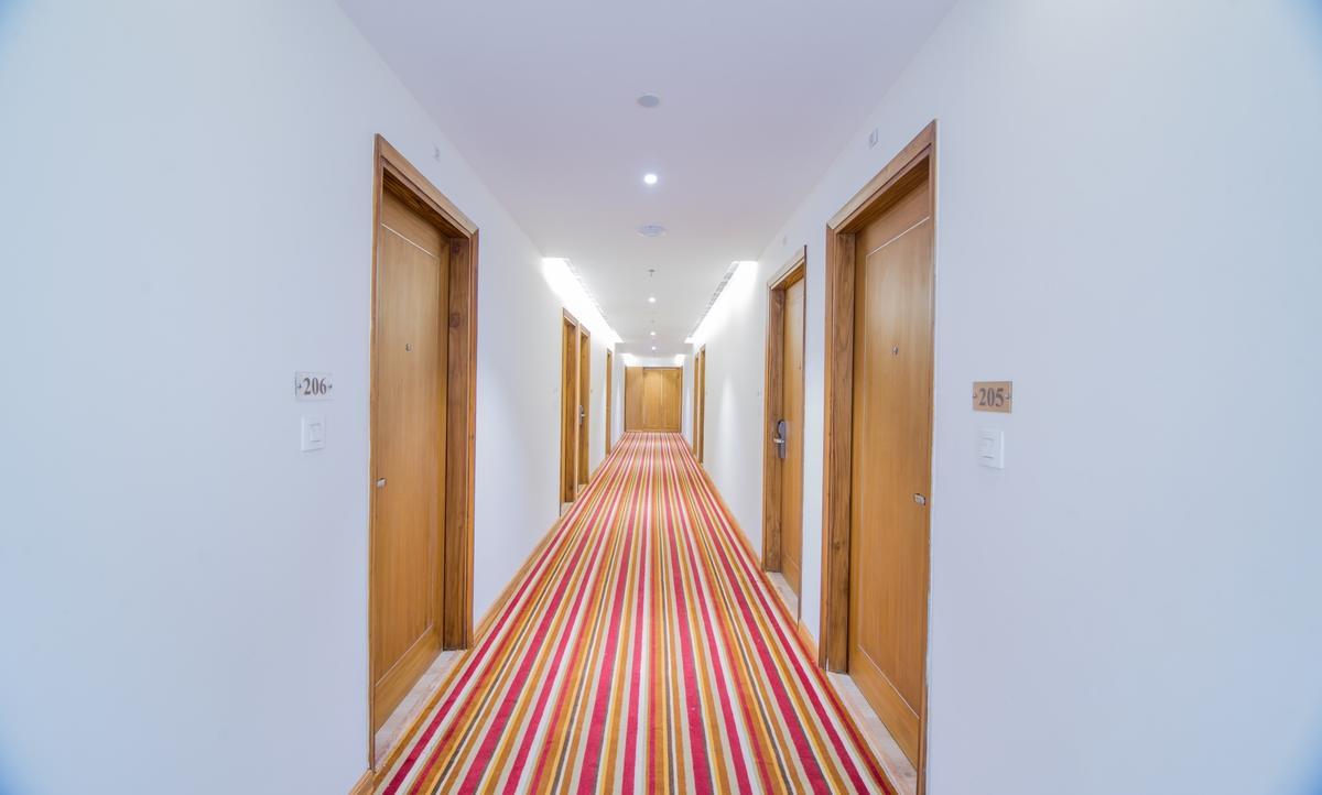 The Imperial Poonam Hotel Phagwāra Exteriör bild